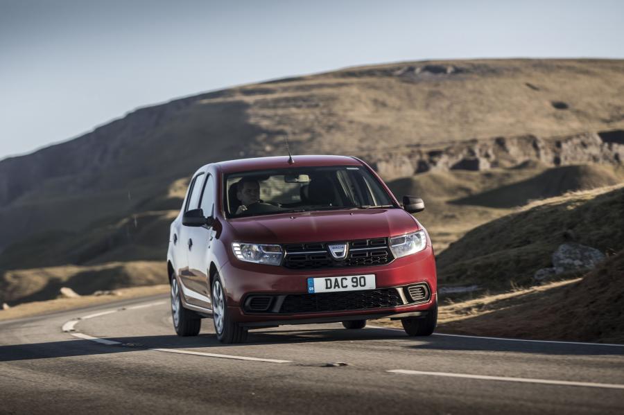  Dacia Sandero 2017 года  (UK) (фото 17 из 30)